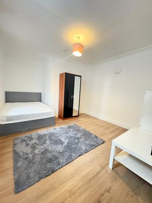 Photo 7- click for photo gallery